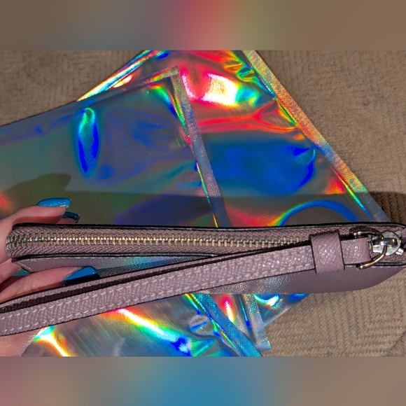 Coach Mauve Wristlet EC - Picture 7 of 8